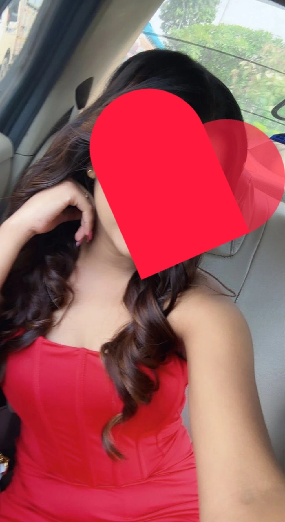 Shivani – Indian escort in Bangalore — 2 / 5