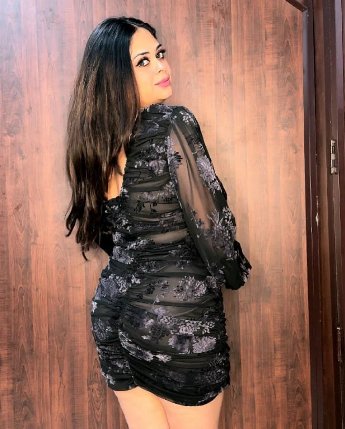 Urvashi escort service – Indian escort in Gurgaon — 3 / 5