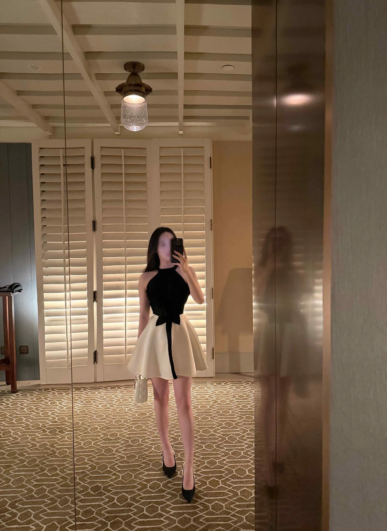 Lily Nora - High End Asian Companion – Chinese escort in Hong Kong — 17 / 21