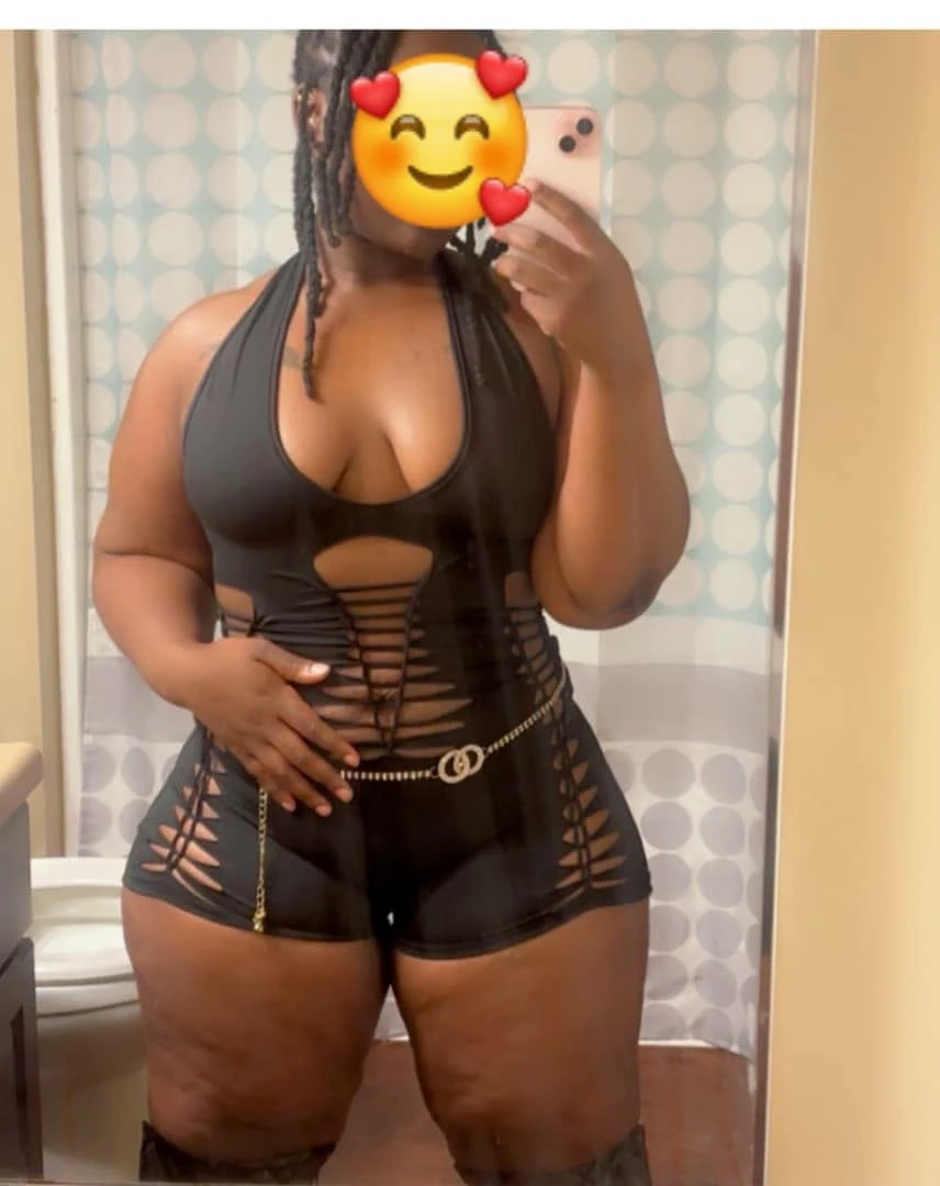 Remmy (Velachery, Chennai) – Rwandan escort in Chennai — 1 / 4