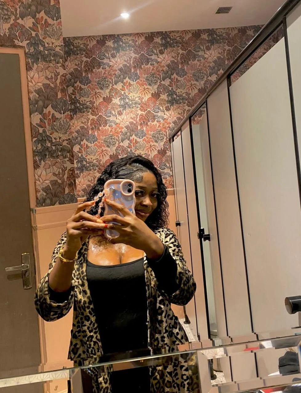 Lydia – South African escort in Chandigarh — 2 / 6