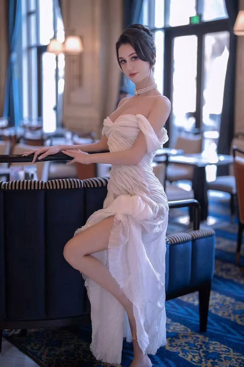 Molly – Russian escort in Hong Kong, Escort, Hong Kong