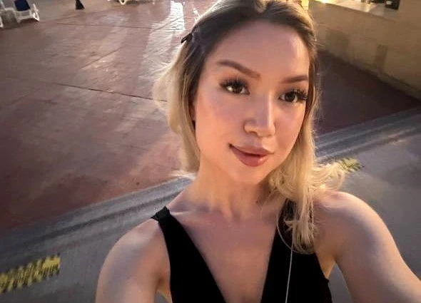 Amira Naughty Kitten – Kazakhstani escort in Hong Kong — 3 / 12