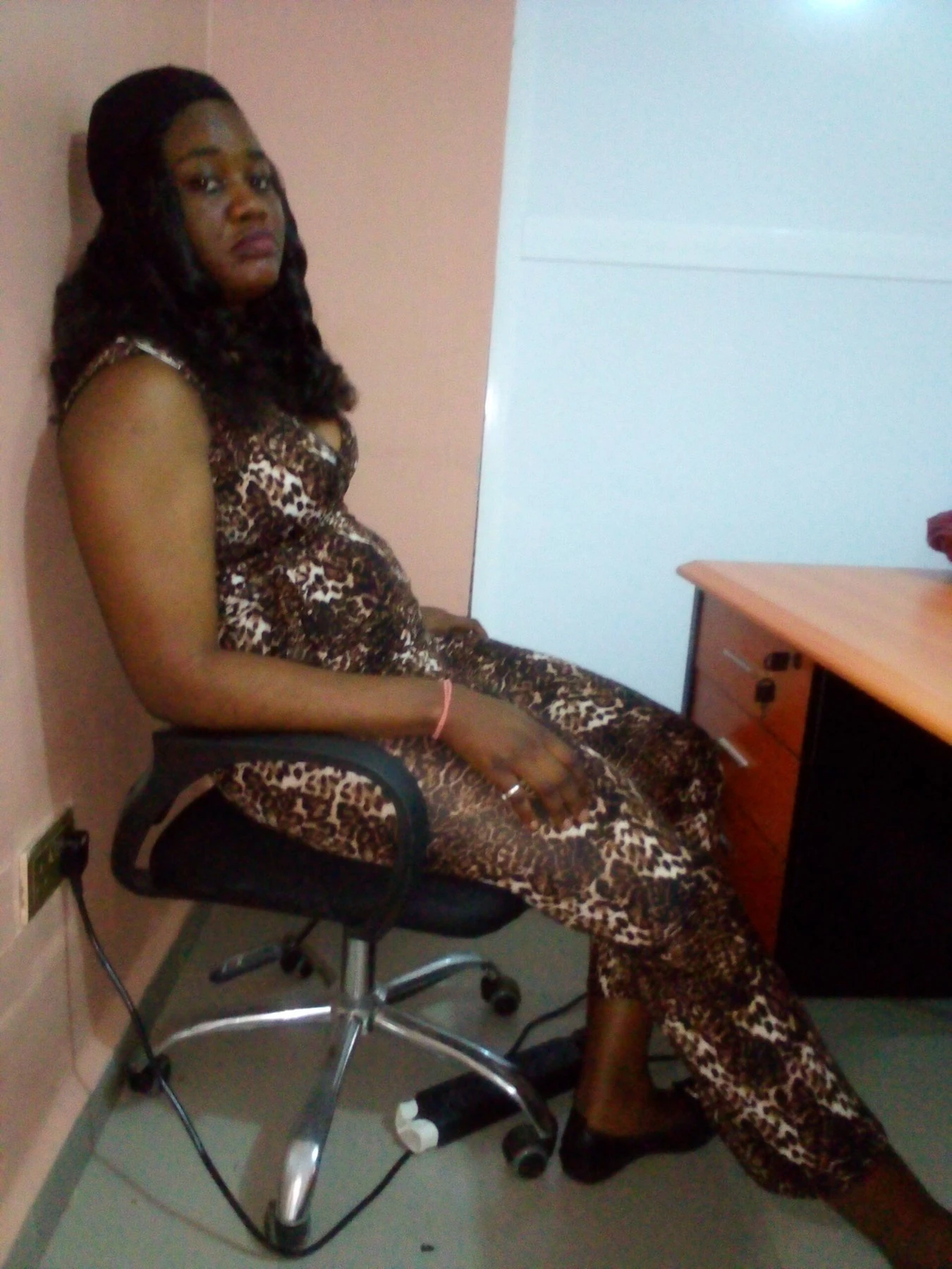 Naija Luxury Massage – Nigerian escort in Douala — 14 / 16