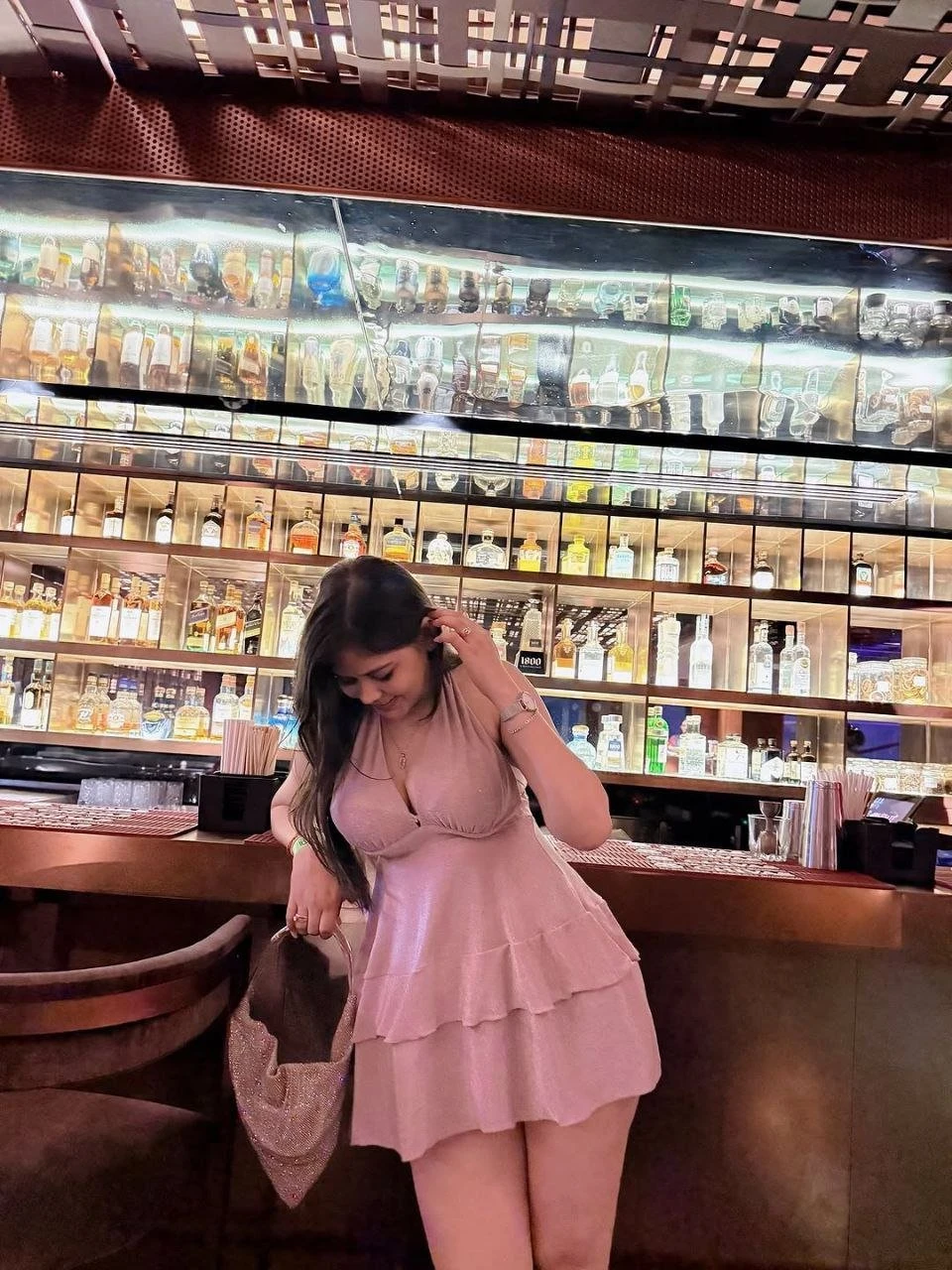 Anushka – Indian escort in Candolim, Goa — 3 / 4
