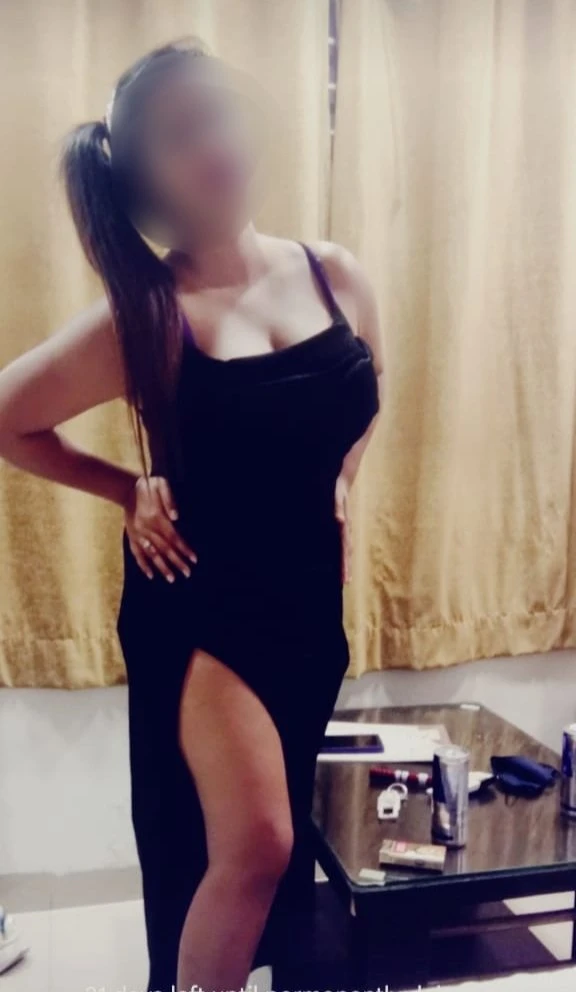 Riya Independent. Cam & Real Meet – Indian escort in Chennai — 3 / 4