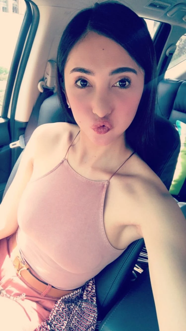 Inah Yahyah – American escort in Hong Kong — 16 / 19