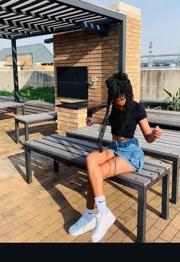 Amara – South African escort in Ahmedabad — 2 / 4