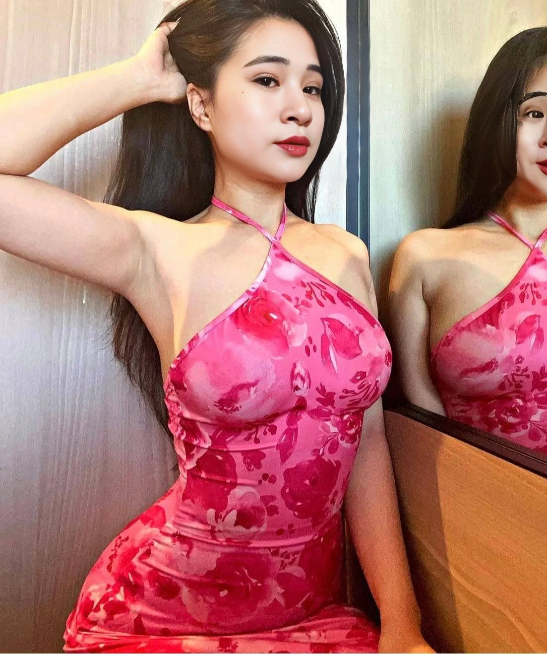 Sidam – escort in Bangalore — 4 / 5