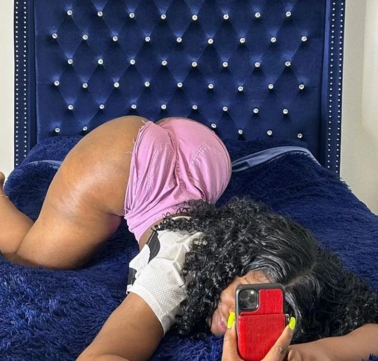 Bella – Zambian escort in Chennai — 2 / 4
