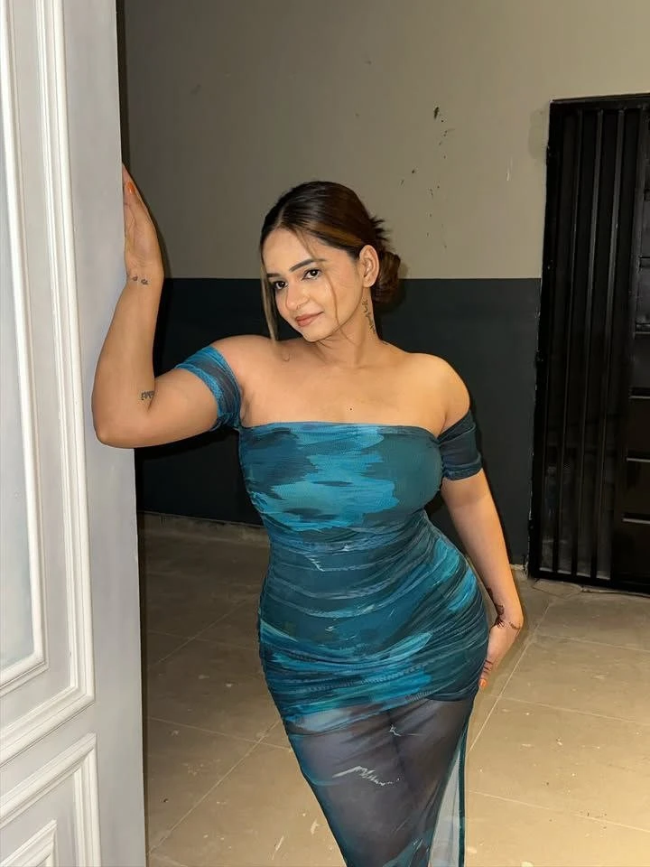 Renuka – Indian escort in Candolim, Goa — 4 / 8