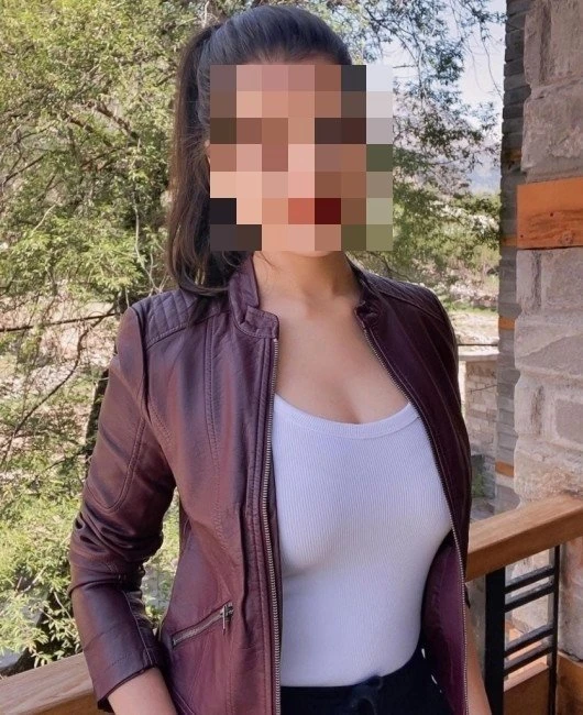 Isha8900 – Indian escort in Ahmedabad — 2 / 3
