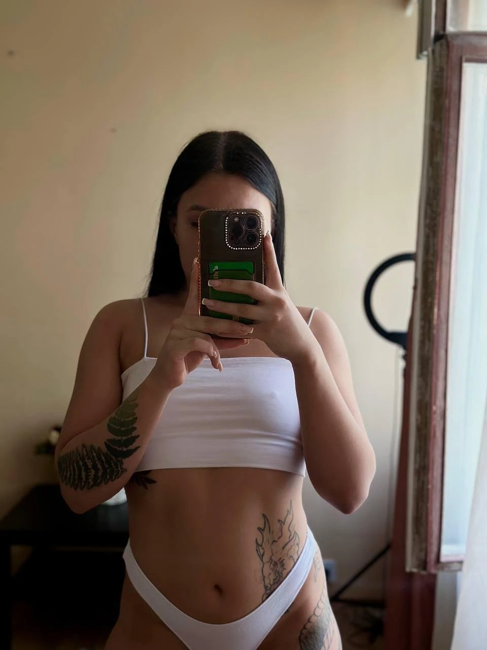 Yasmin Rear Ravish – Russian escort in Hong Kong — 4 / 9