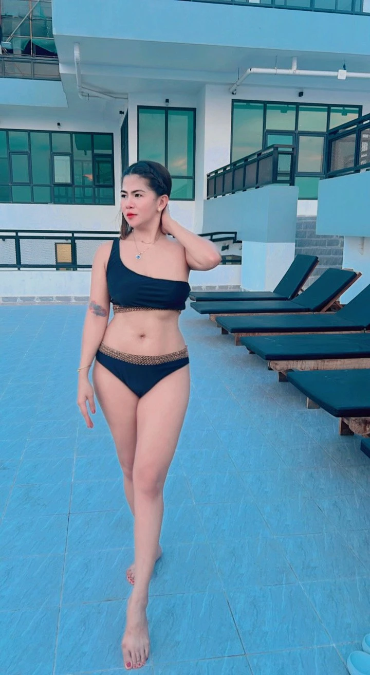 Miles – Filipino escort in Phnom Penh — 2 / 10