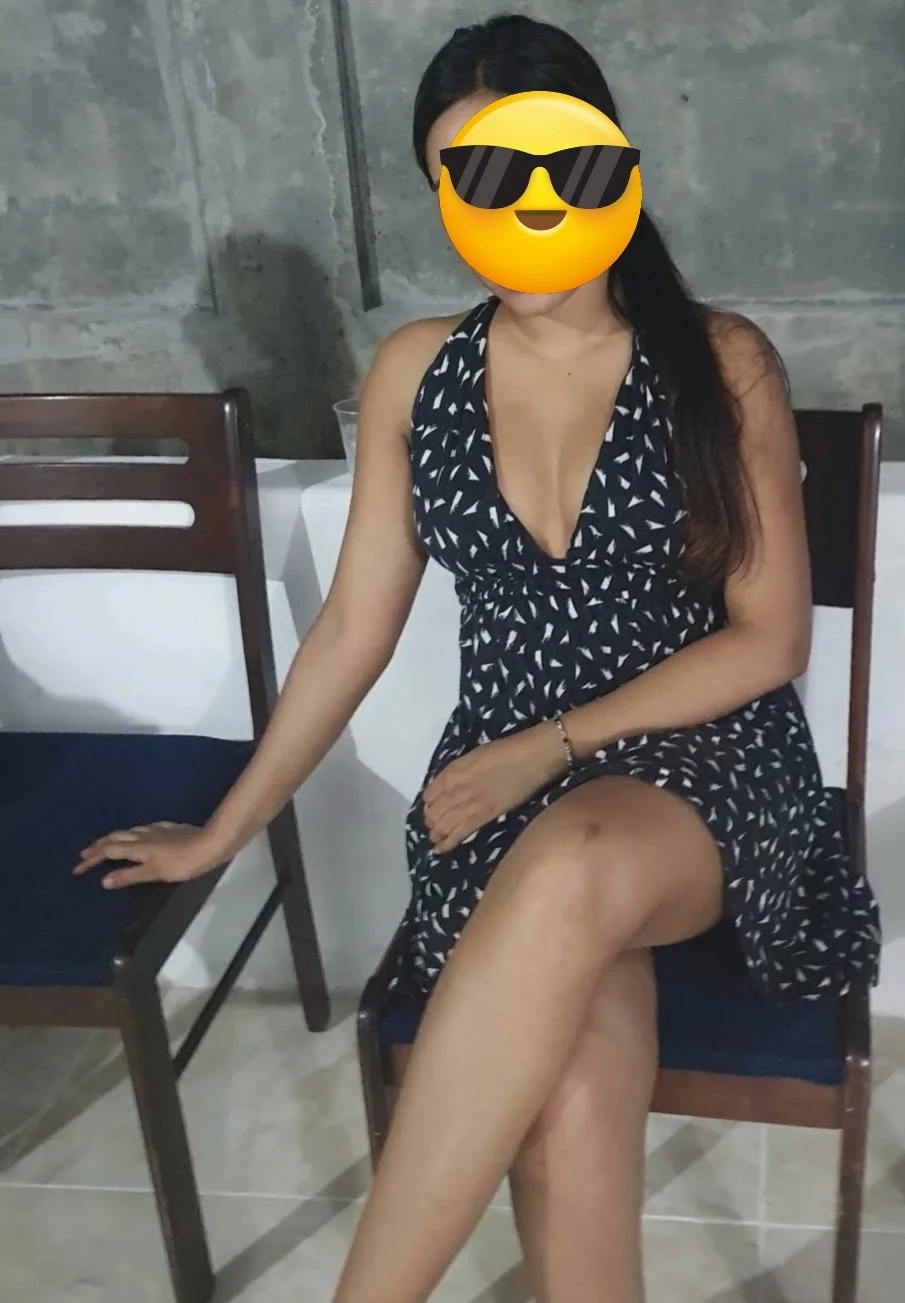 Nisha independent meeting and camsho – Indian escort in Bangalore — 8 / 14