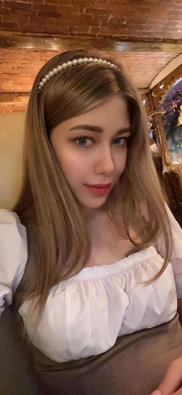 Sofia – Belarusian escort in Hong Kong — 2 / 11
