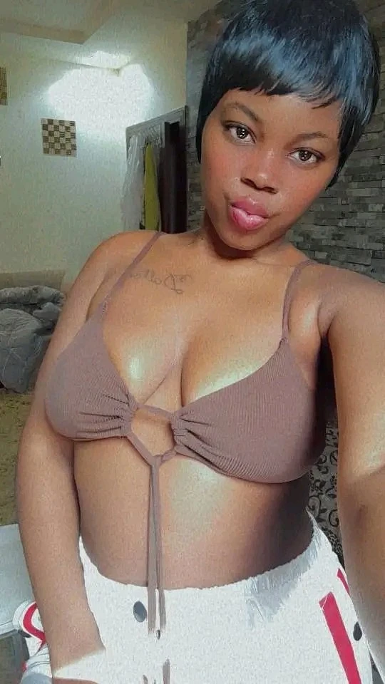 Super Sweet Sarah – Burkinabe escort in Candolim, Goa — 2 / 7