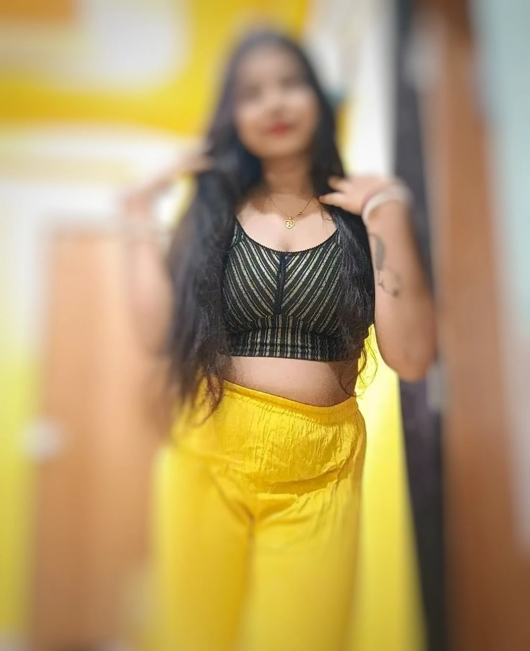Full nude session video call – Indian escort in Ahmedabad — 2 / 5
