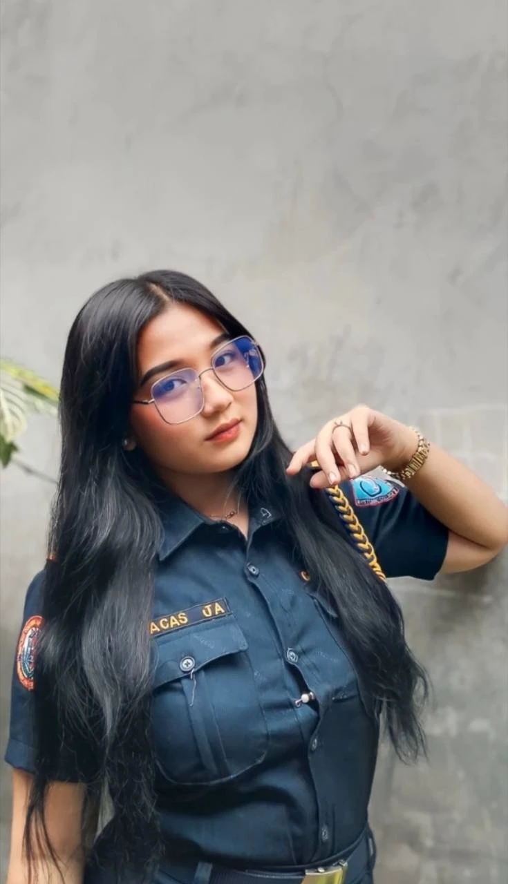 Just – escort in Hong Kong — 2 / 6