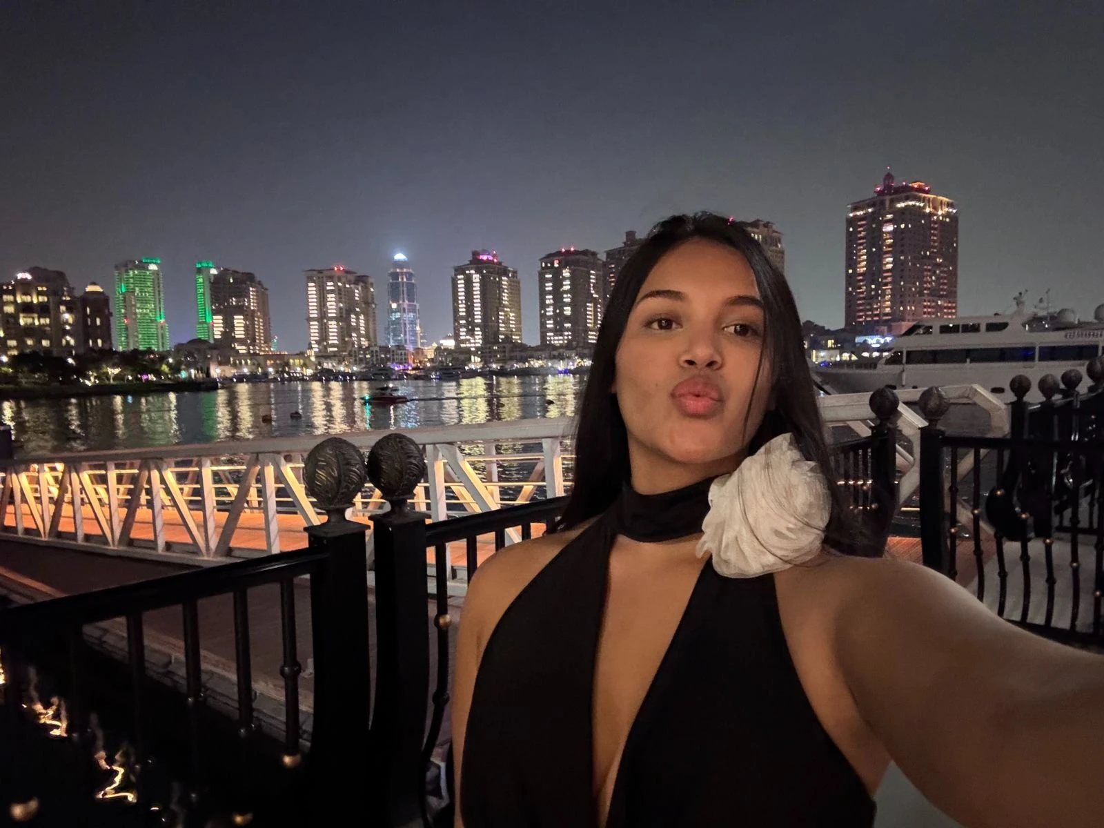 Victoria Colombian Hot Threesome Ava – Colombian escort in Tirana — 9 / 14
