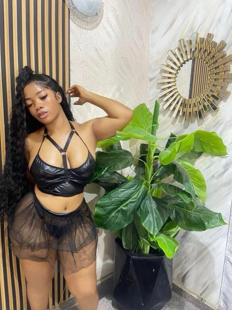 Gifted – Ghanaian escort in Cotonou — 4 / 6