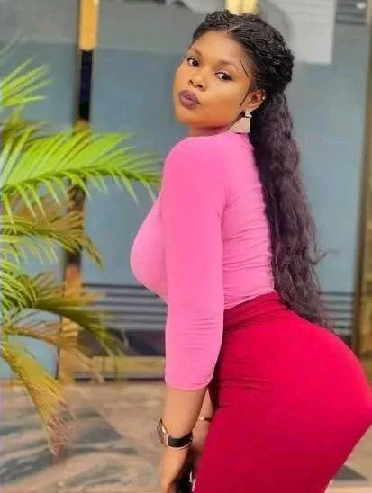 Angel Bae – Burkinabe escort in Ahmedabad — 2 / 4