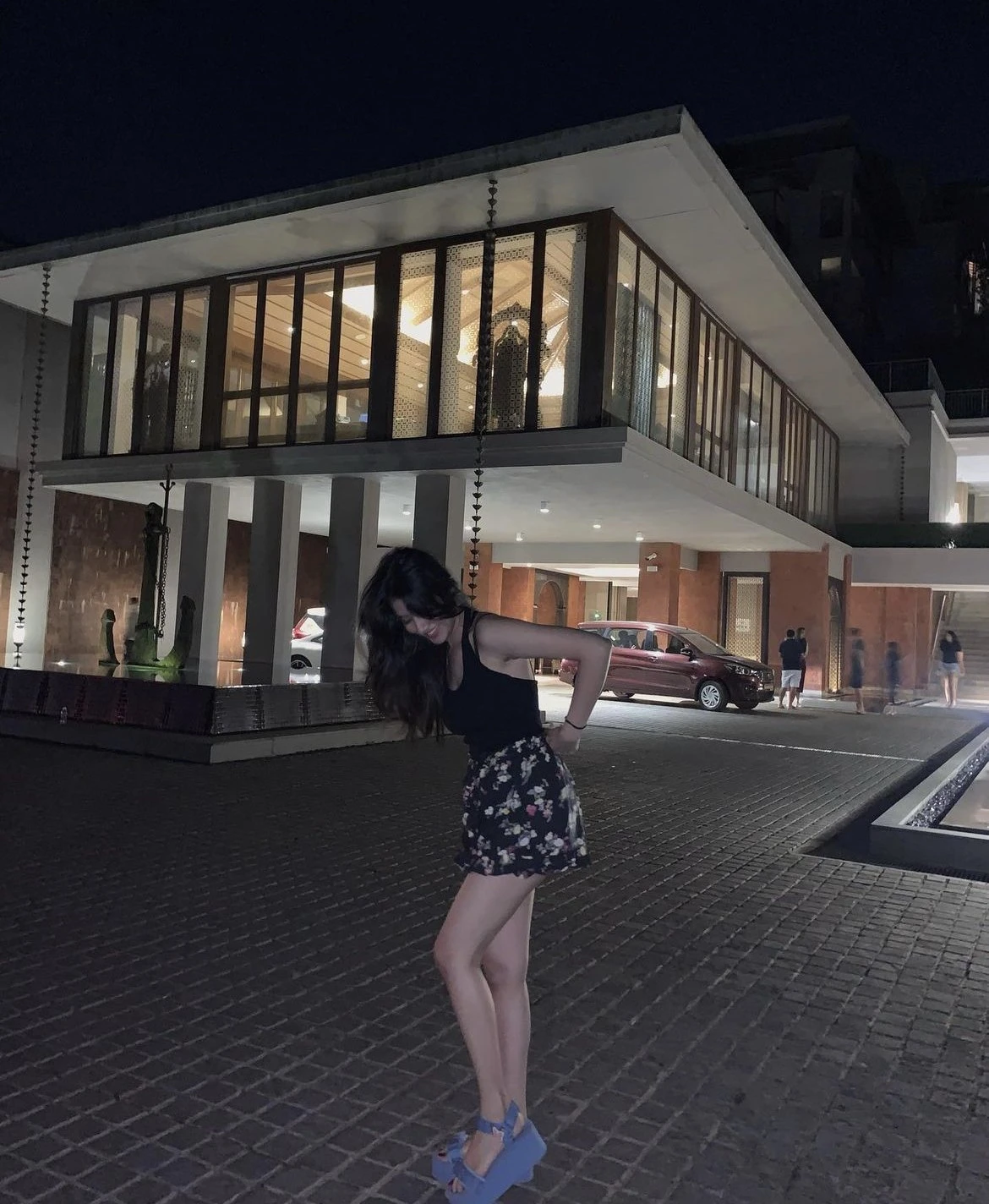 Isha – Indian escort in Bangalore — 2 / 4