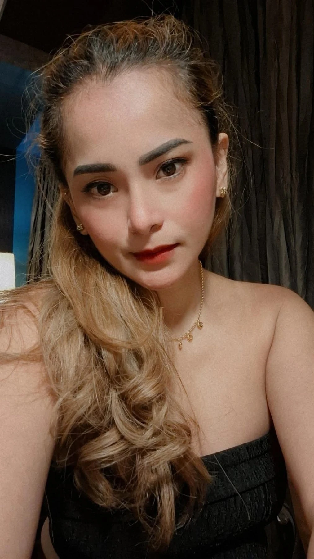 Cassy – Filipino escort in Hong Kong, Escort, Hong Kong