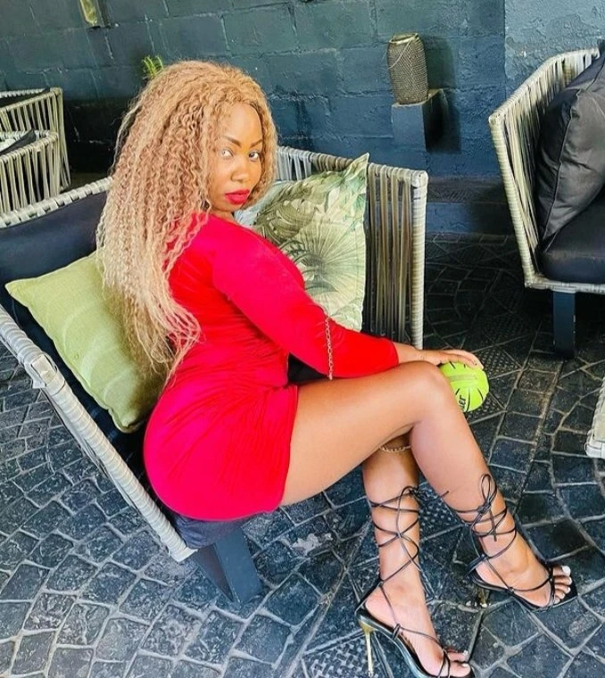 Shamie – South African escort in Bangalore — 3 / 7