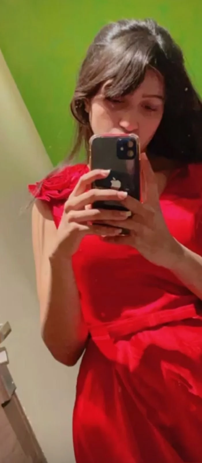 Esha – Indian escort in Ahmedabad — 3 / 4