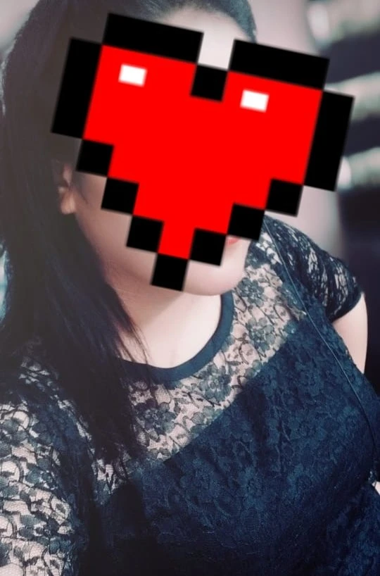 Meenakshi Married Independent – Indian escort in Ghaziabad — 4 / 5