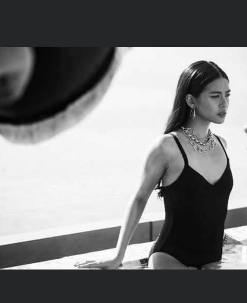 Lucky Lucky – Filipino escort in Hong Kong — 2 / 5
