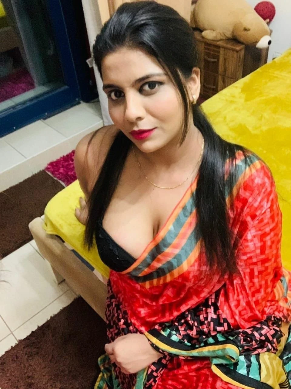 Pallavi Tyagi – Indian escort in Chennai — 1 / 2