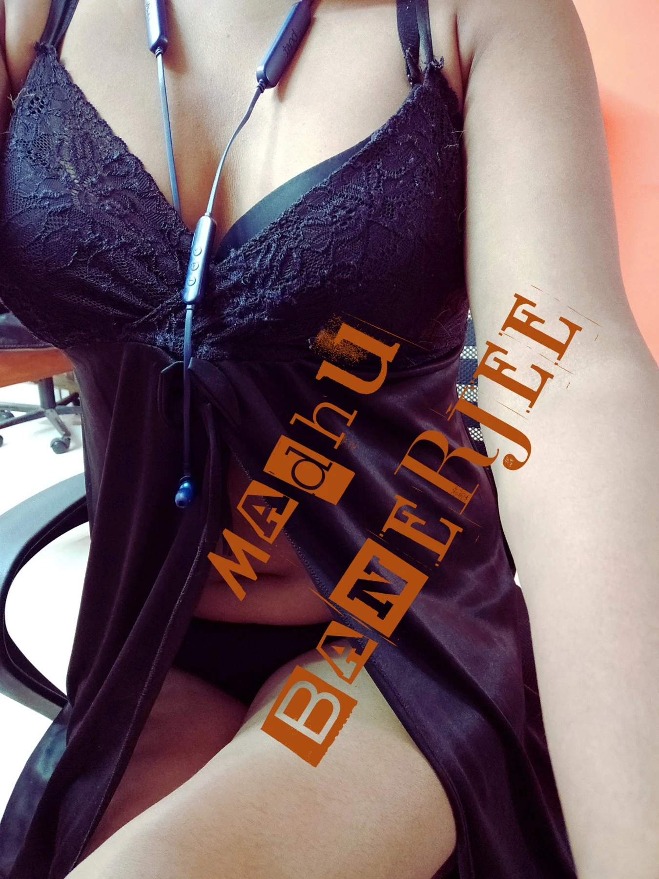 🦋𝘔adhu Banerje🦋HouseWife📸Cam Shows🦋 – Indian escort in Bangalore — 16 / 17