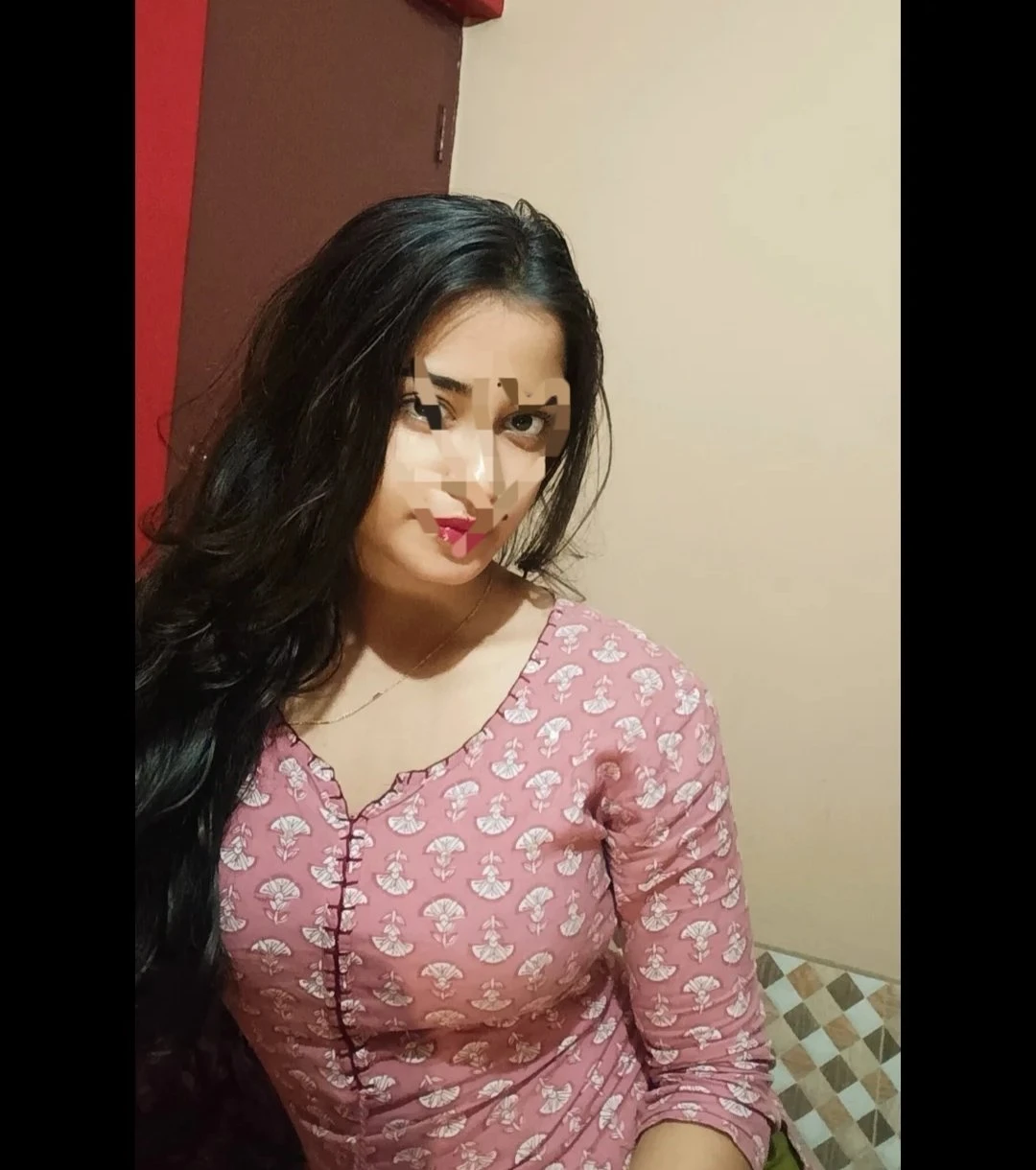Vanshika – Indian escort in Gurgaon — 2 / 4