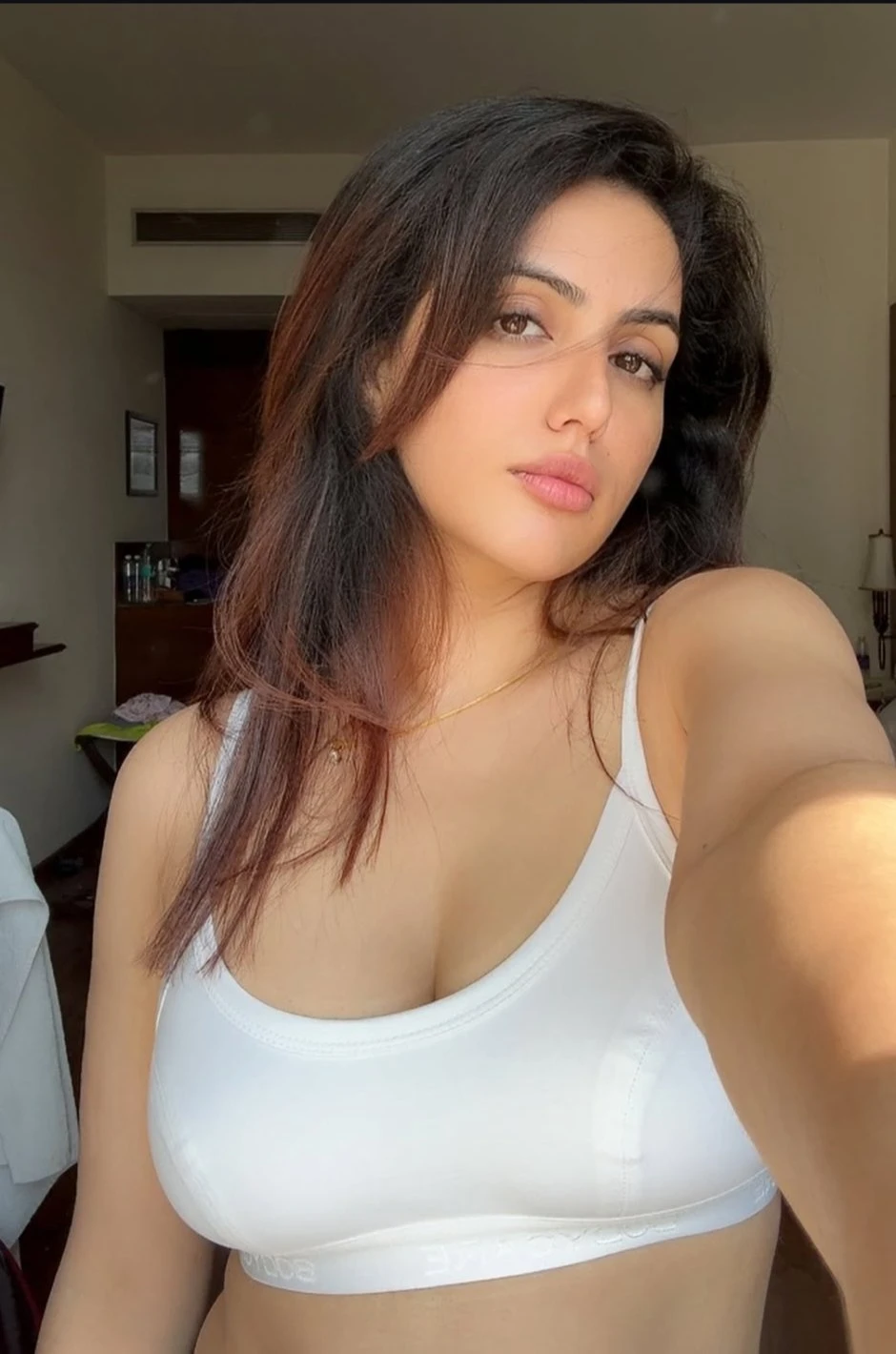Vip Escort Service Bindu Kumari – Indian escort in Bangalore, Escort, Banga