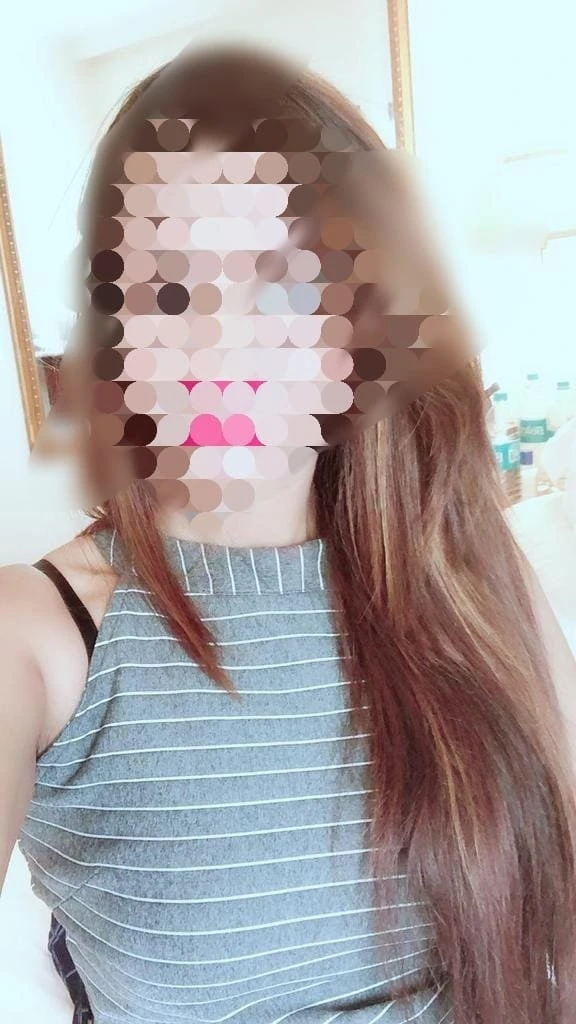 Milky Camshow & Online Service – Indian escort in Candolim, Goa — 3 / 6