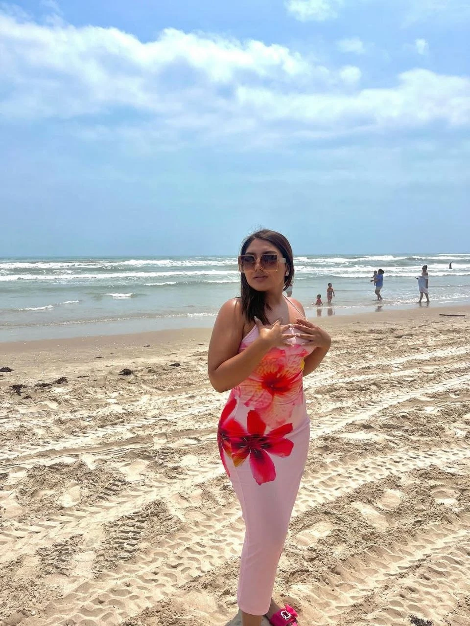 Anushka – escort in Candolim, Goa — 3 / 4