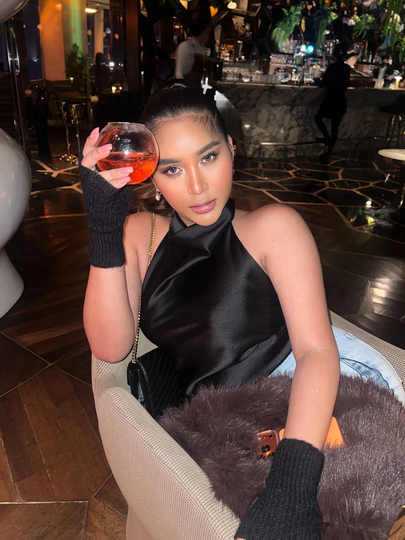 Biancalove – Filipino escort in Hong Kong — 26 / 31