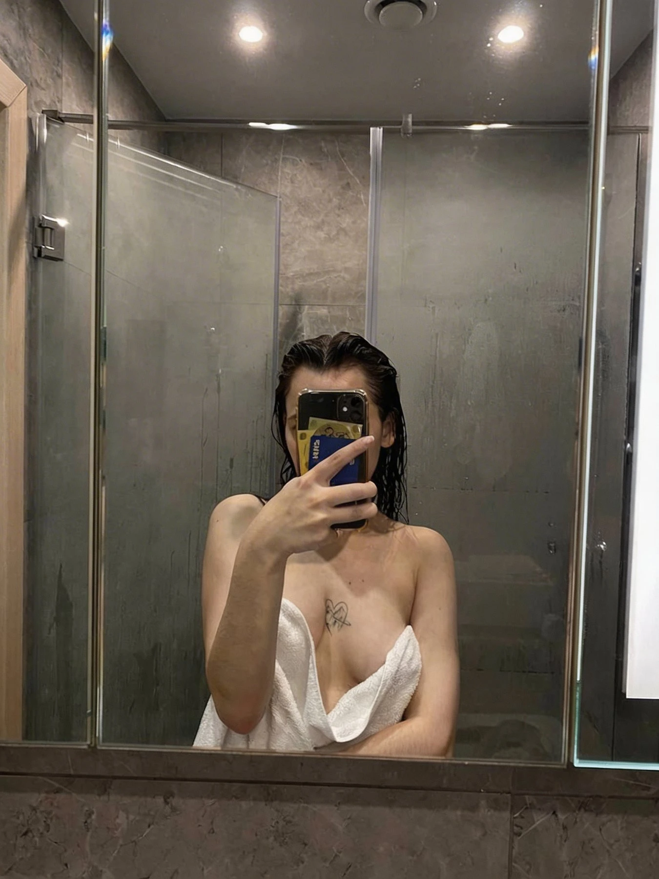 Runa Filthy Flower – Russian escort in Hong Kong — 8 / 12