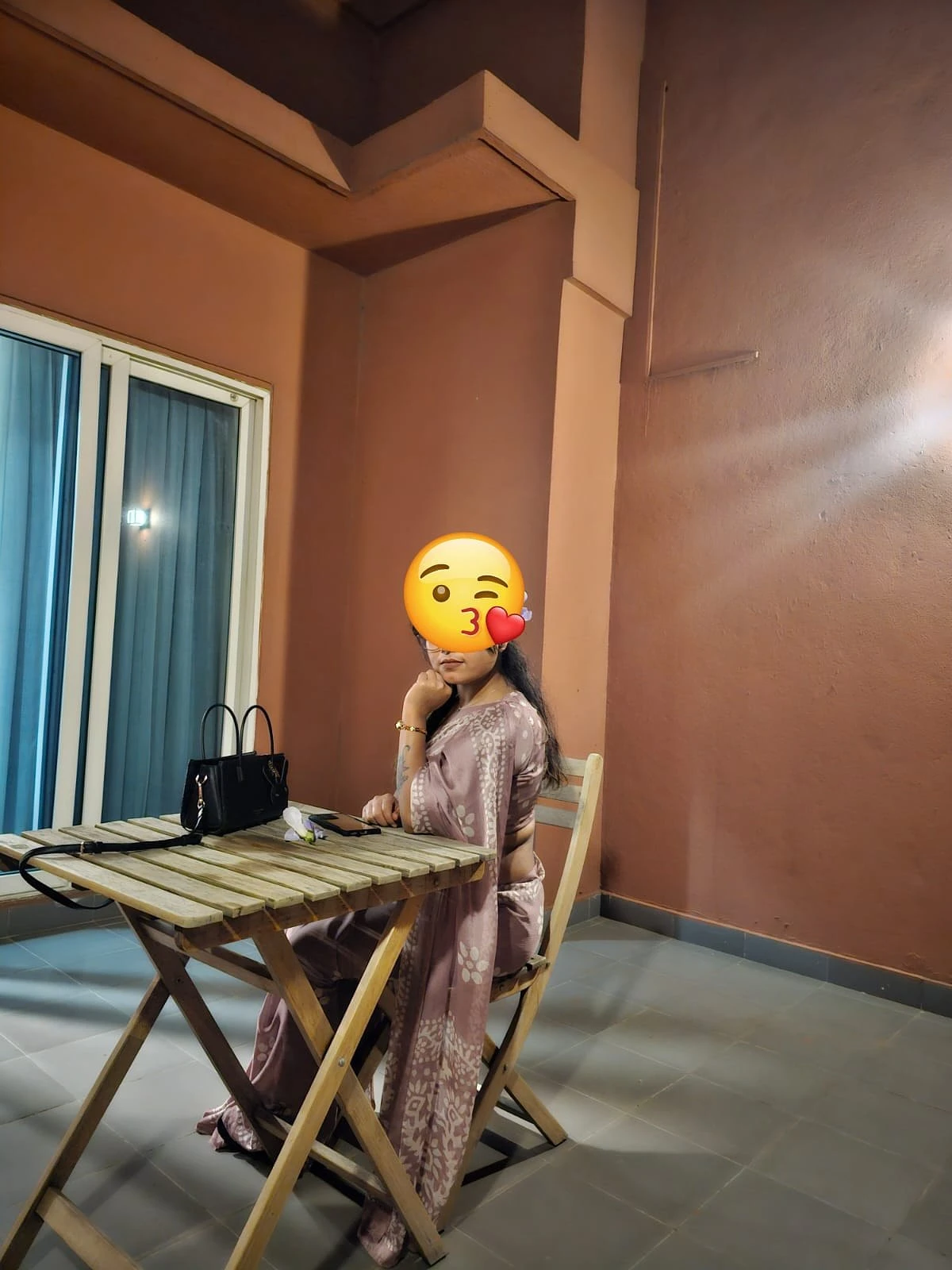 Soniya Cam show & Real Meet – Indian escort in Bangalore — 11 / 16