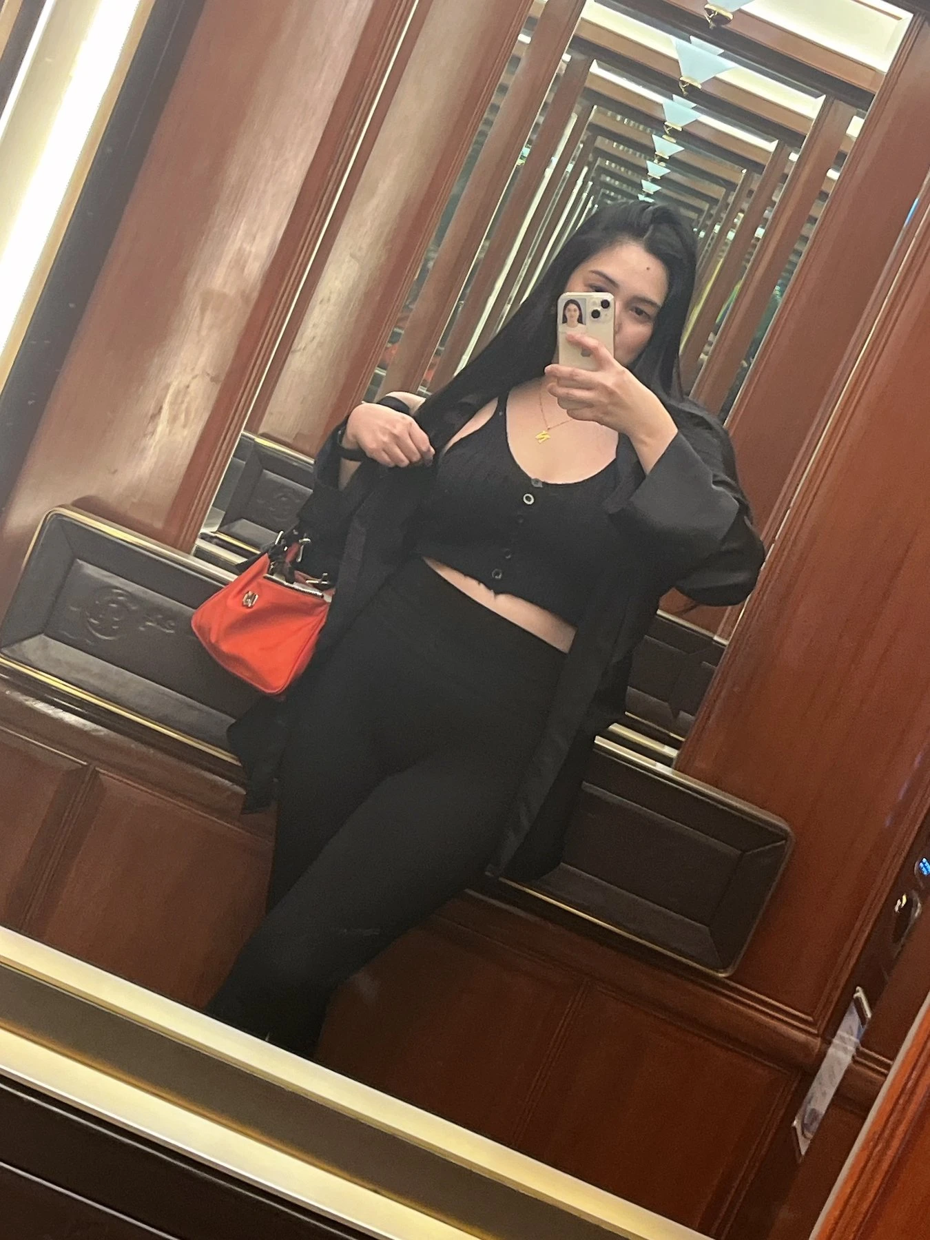 Kim – South Korean escort in Hong Kong — 9 / 11
