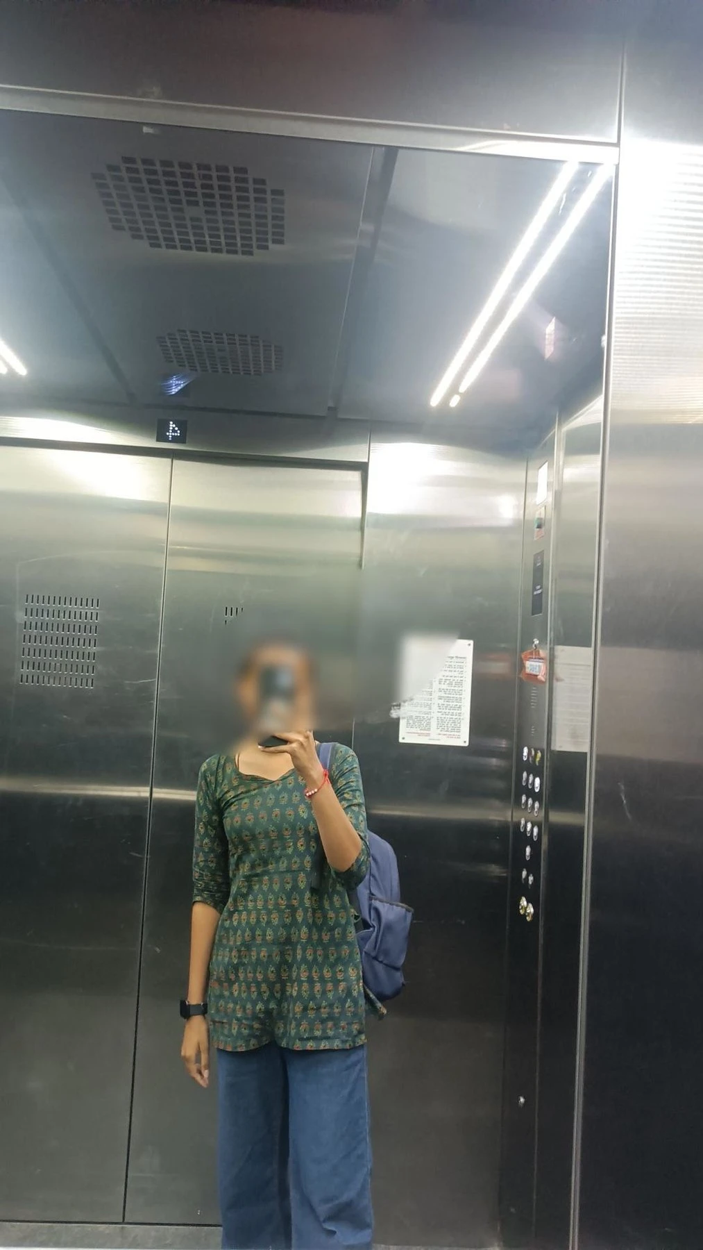 Anya – Indian escort in Ahmedabad — 1 / 2