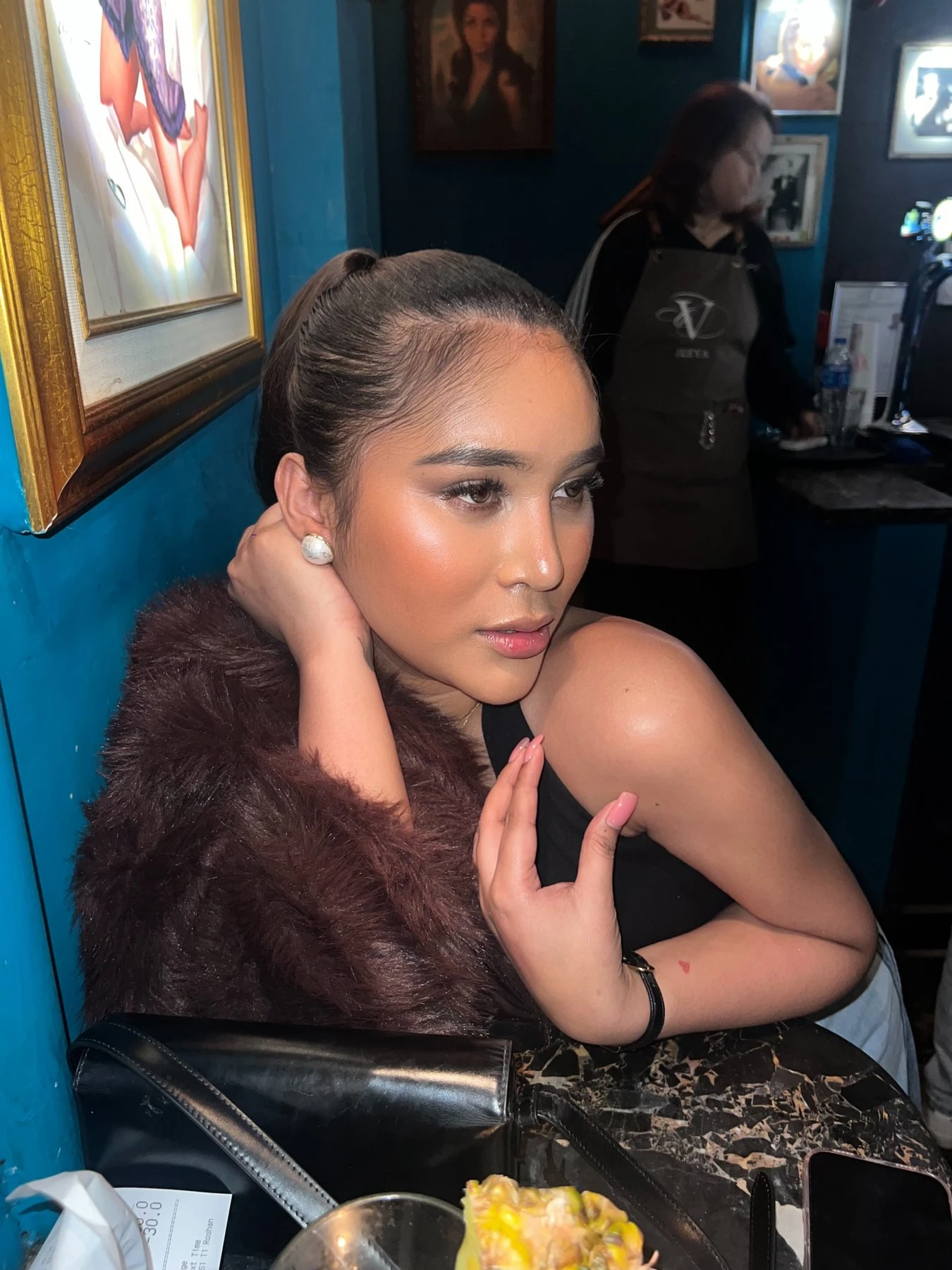 Biancalove – Filipino escort in Hong Kong — 27 / 31