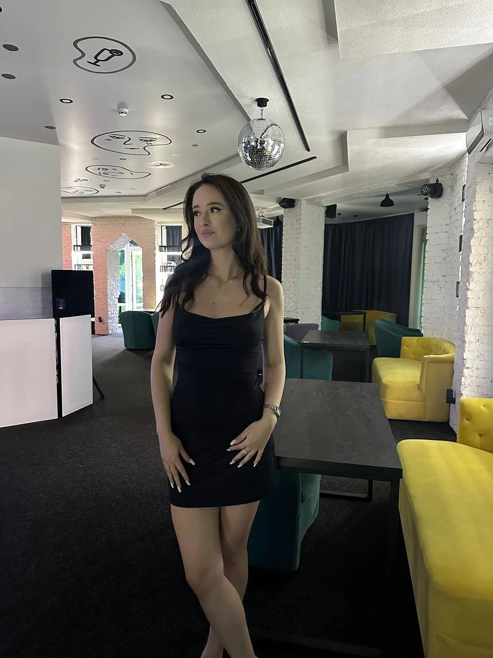 Viktoria Bound Beauty – Ukrainian escort in Hong Kong — 11 / 12