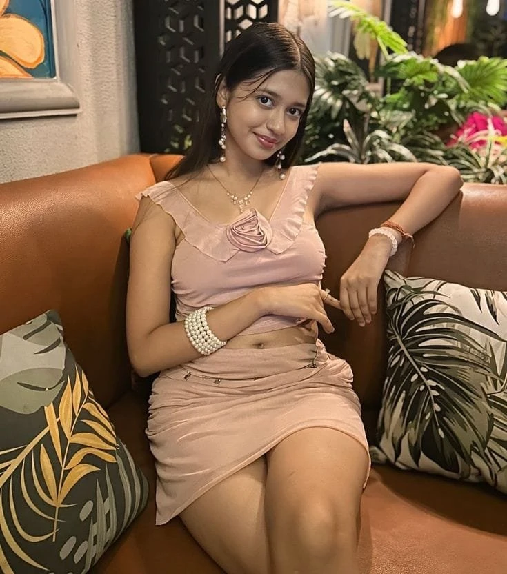 Rose – Indian escort in Chennai — 2 / 3