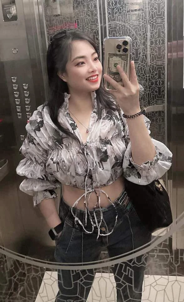 Hi queen – escort in Tirana — 2 / 6