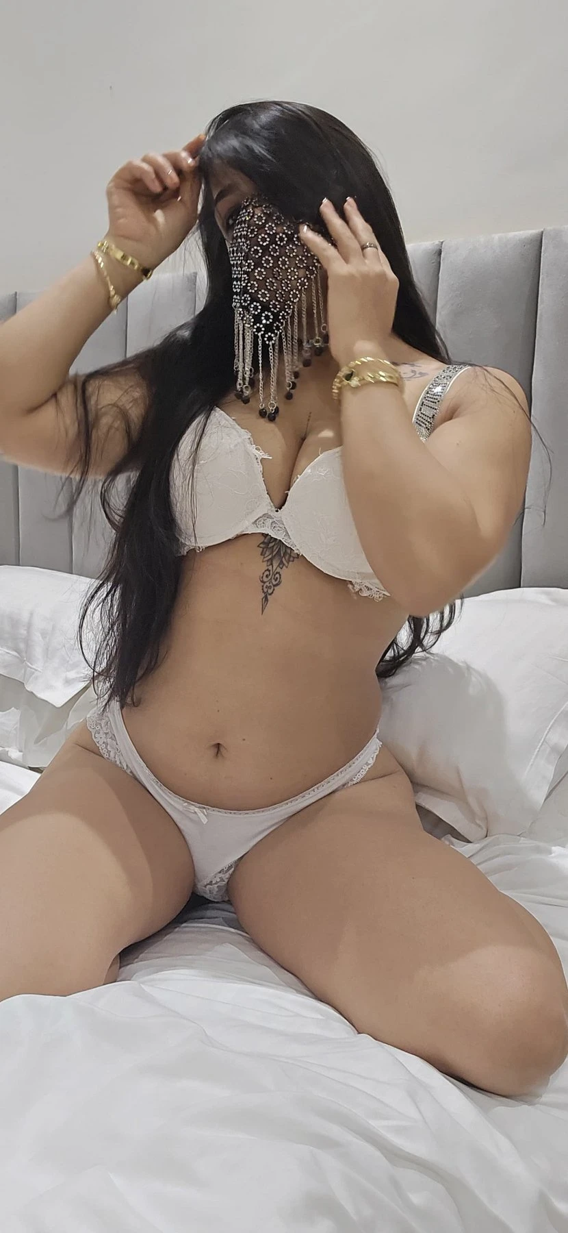 Bangalore Monika – Indian escort in Bangalore — 2 / 20