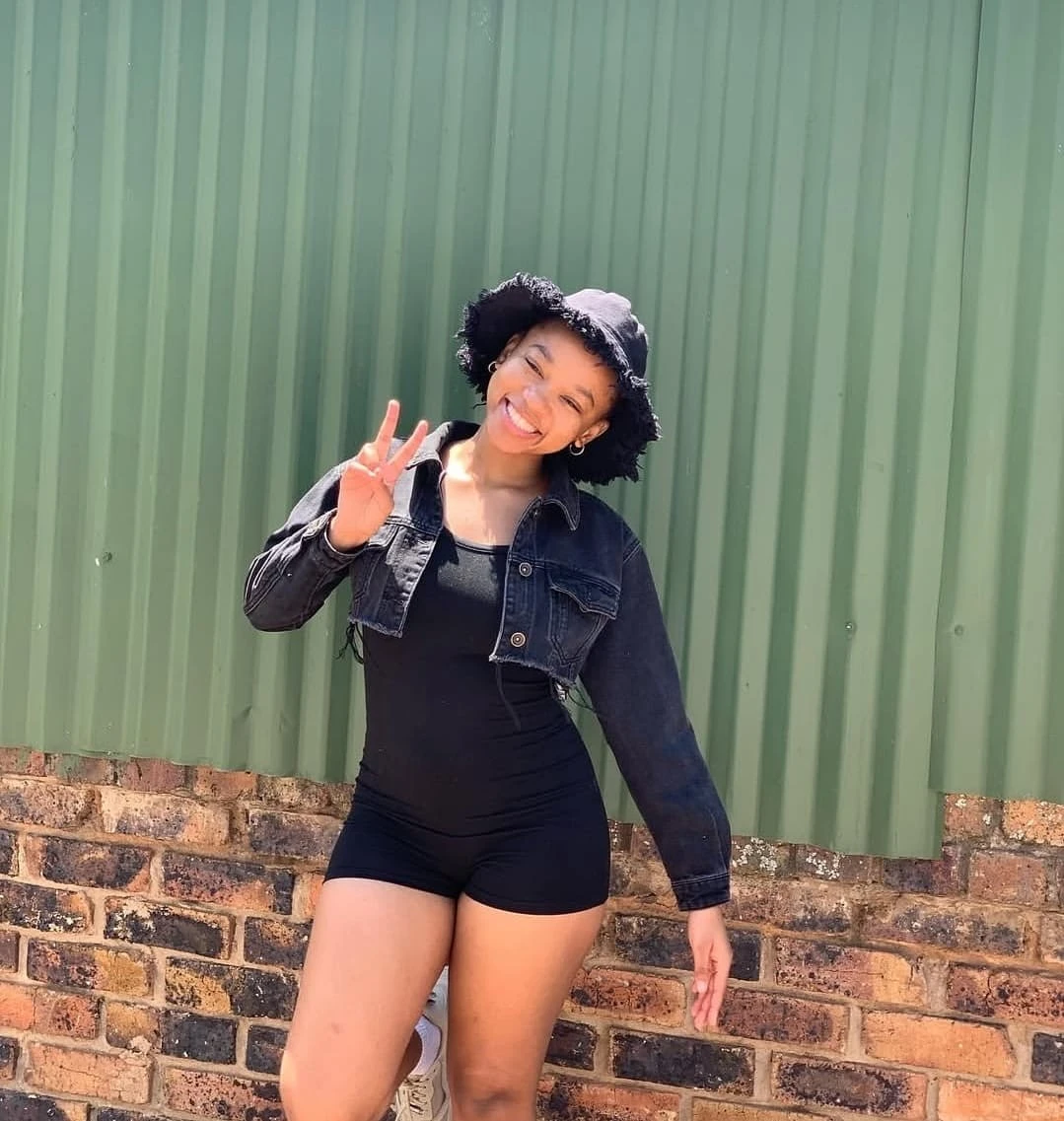 Natasha – South African escort in Chandigarh — 2 / 6