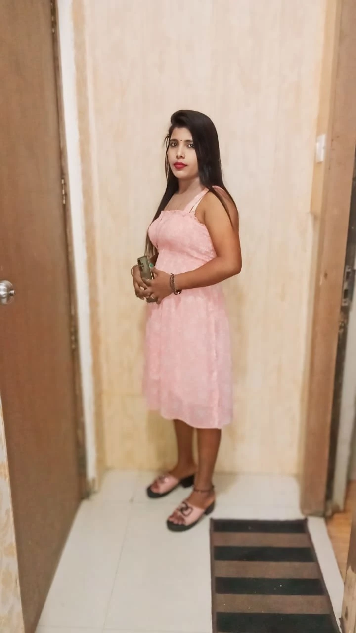 Hema Real Meet and Cam Available – Indian escort in Bangalore — 3 / 4